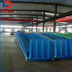 叉車(chē)裝卸平臺(tái) 叉車(chē)裝卸平臺(tái)